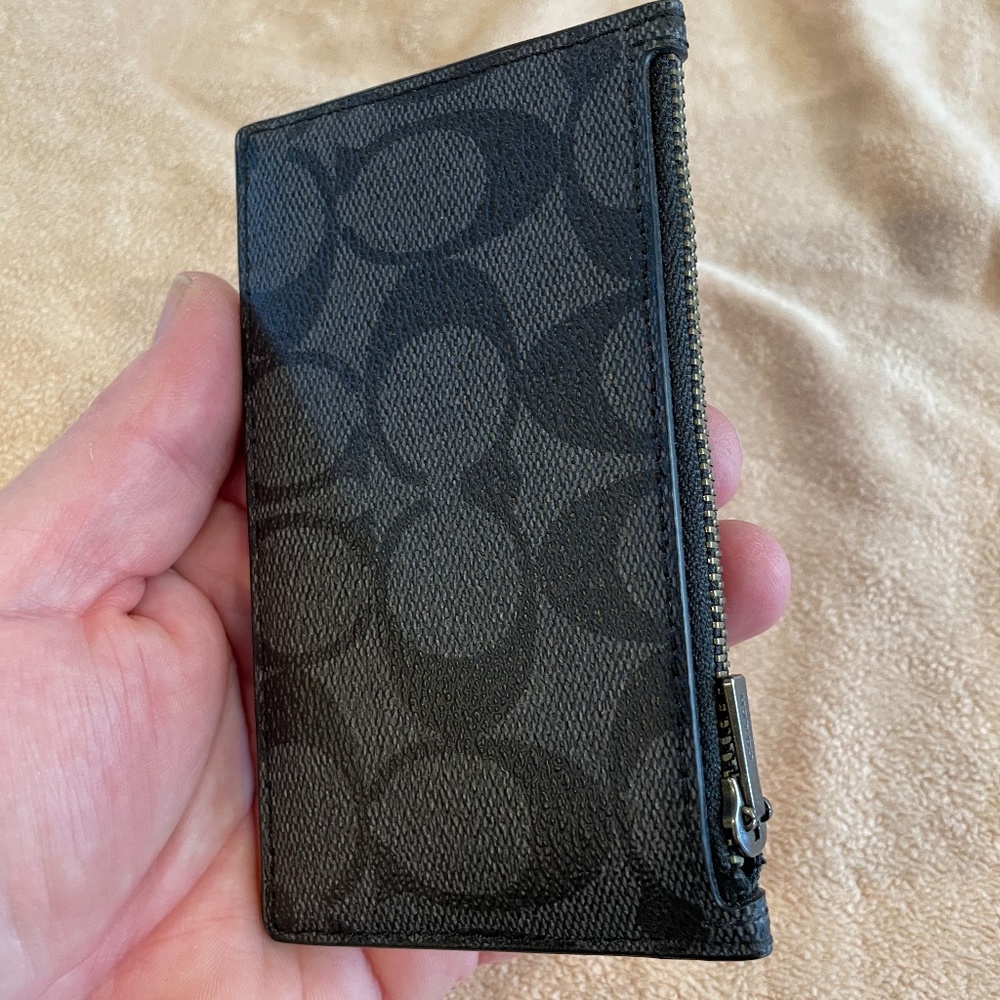 Coach Monogram leather Items - Picture 14 of 16
